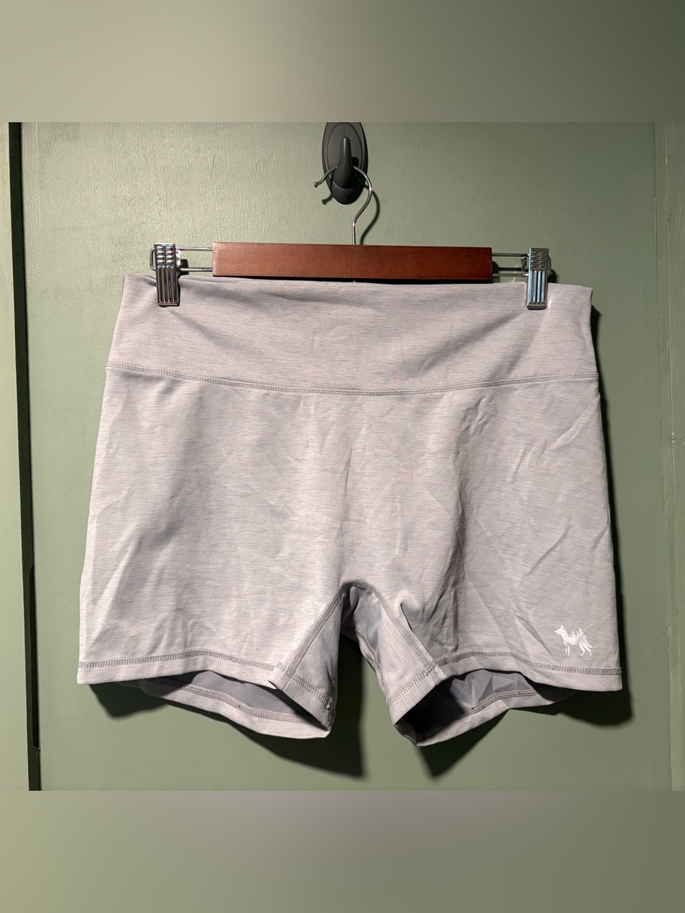 Women’s Athletic Shorts in Light Gray with Inner Liner